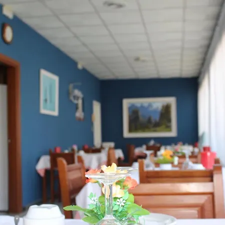 Olympia Hotel 2*
