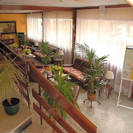 Olympia Hotel