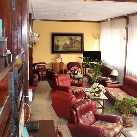Olympia Hotel
