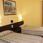 Olympia 2*